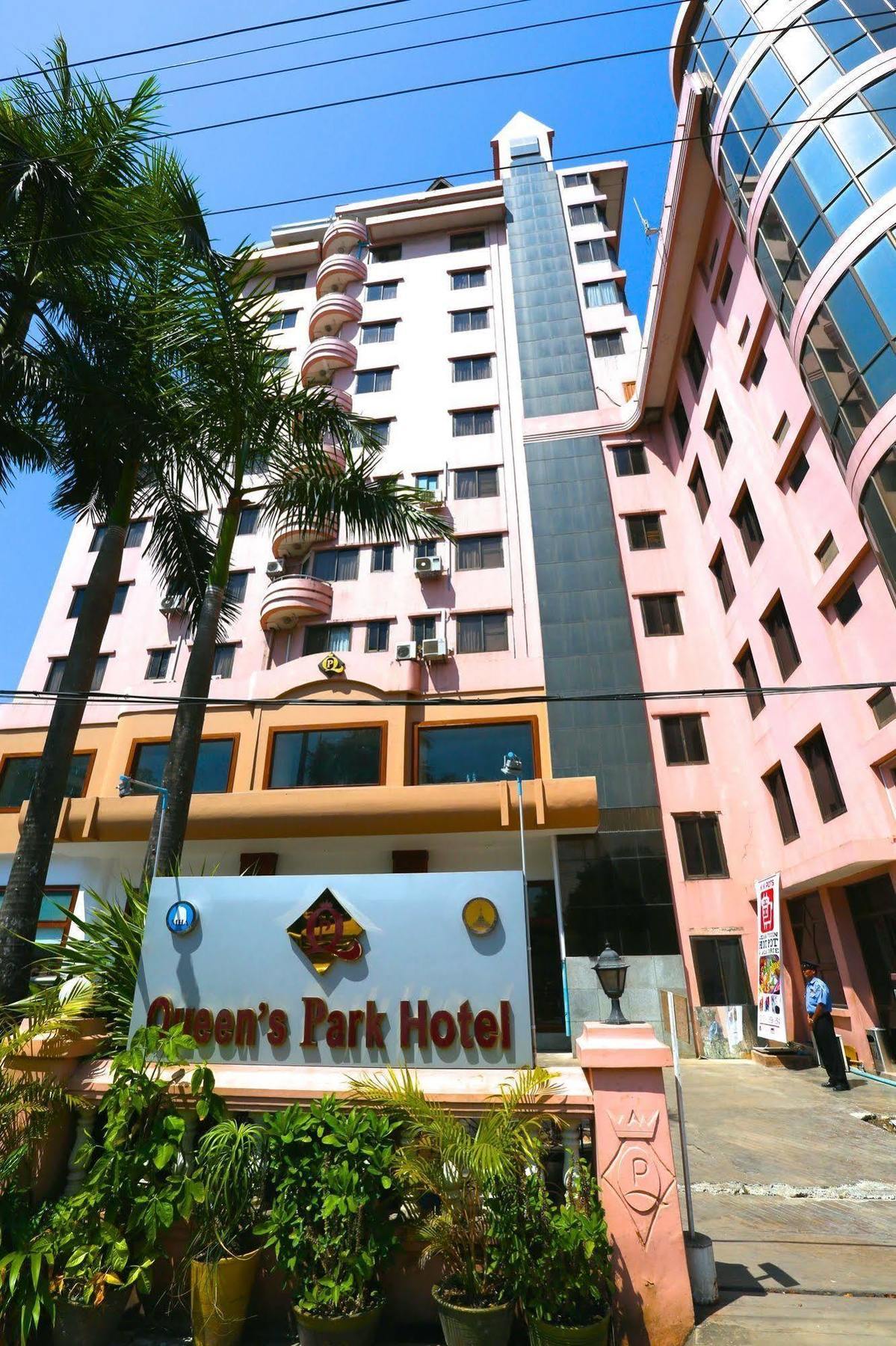 Queen'S Park Hotel Yangon Ngoại thất bức ảnh